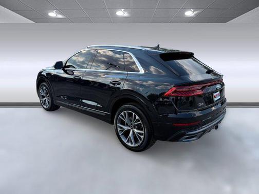 2023 Audi Q8 55 Premium Plus