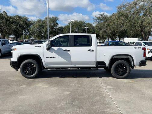 2026 Chevrolet Silverado 2500 Custom