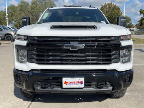 2026 Chevrolet Silverado 2500 Custom