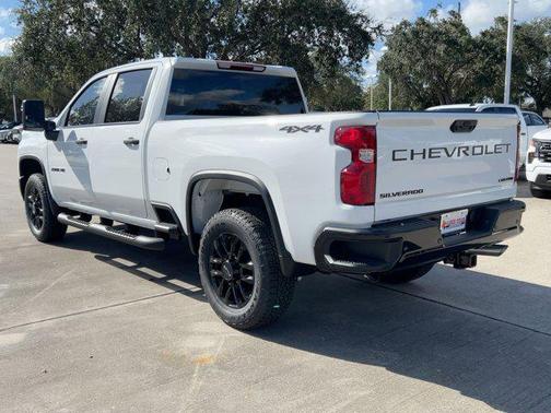 2026 Chevrolet Silverado 2500 Custom