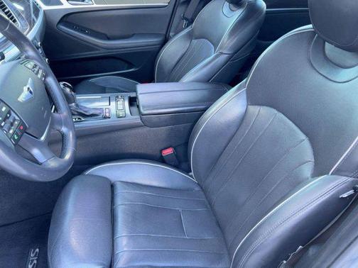 2015 Hyundai Genesis 3.8