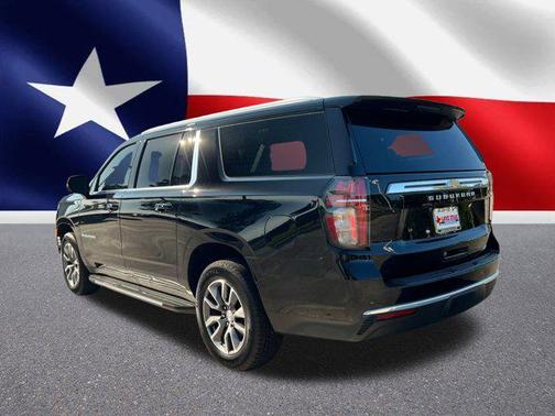 2022 Chevrolet Suburban LT