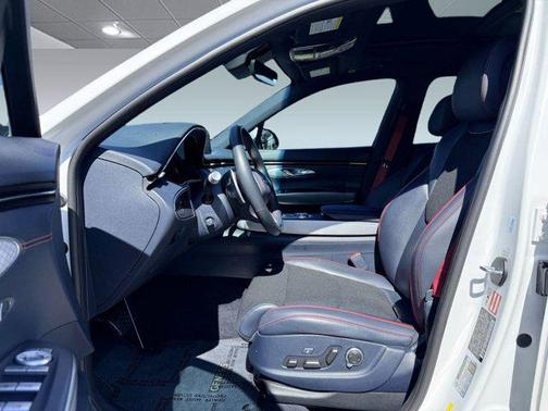 2023 Genesis GV70 3.5T AWD Sport