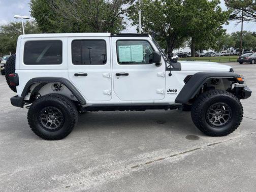 2022 Jeep Wrangler Unlimited High Tide 4x4