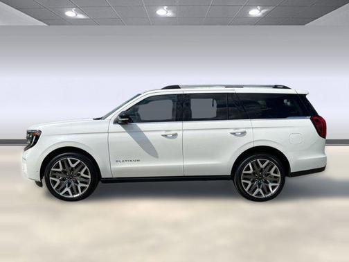 STAR WHITE MET TRI-COAT 2025 Ford Expedition Platinum