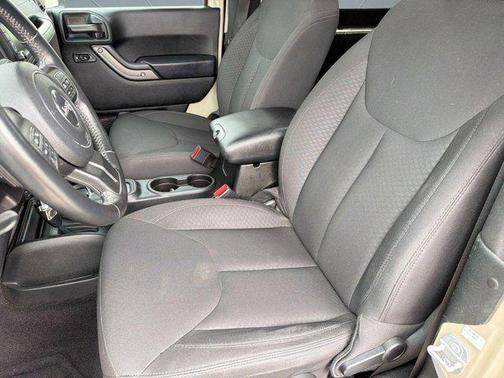 Gobi Clearcoat 2017 Jeep Wrangler Sport