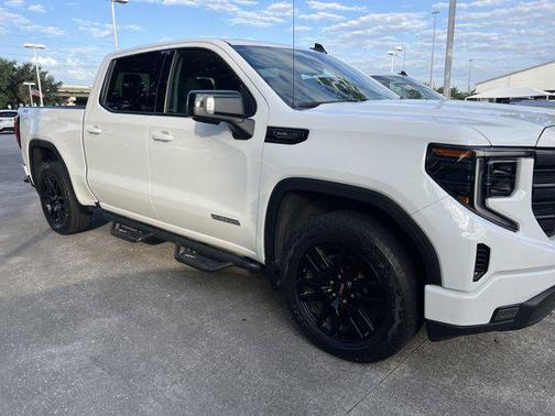2022 GMC Sierra 1500 Elevation