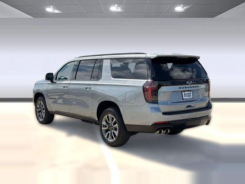 Sterling Gray Metallic 2025 Chevrolet Suburban 4WD Z71
