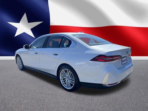 2024 BMW 530 i