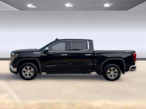 Onyx Black 2023 GMC Sierra 1500 SLT