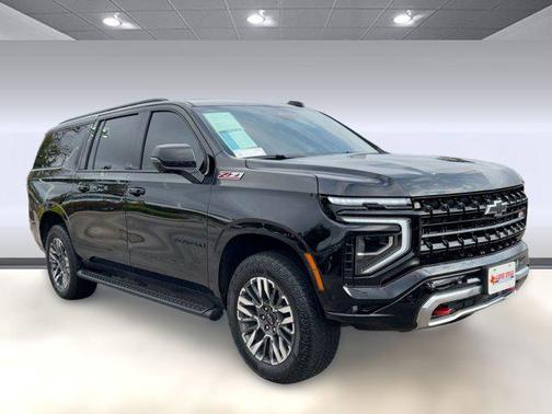 2025 Chevrolet Suburban 4WD Z71