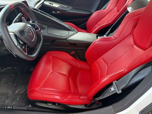 Arctic White 2023 Chevrolet Corvette Stingray w/1LT