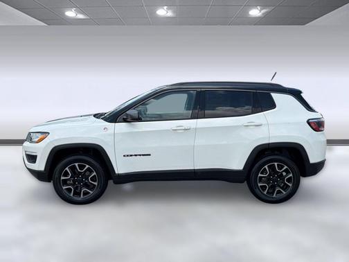 White Clearcoat 2019 Jeep Compass Trailhawk