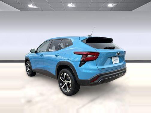 Marina Blue Metallic 2025 Chevrolet Trax FWD 1RS