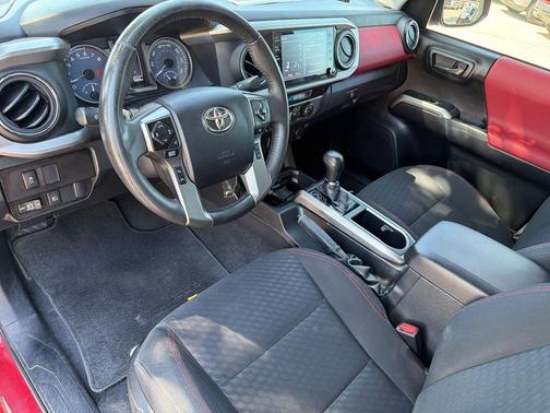 Barcelona Red Metallic 2022 Toyota Tacoma SR5