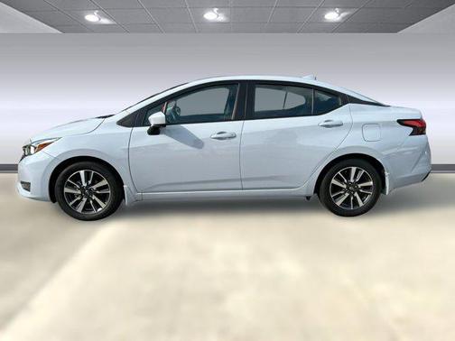 2024 Nissan Versa 1.6 SV