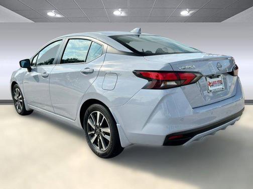 2024 Nissan Versa 1.6 SV