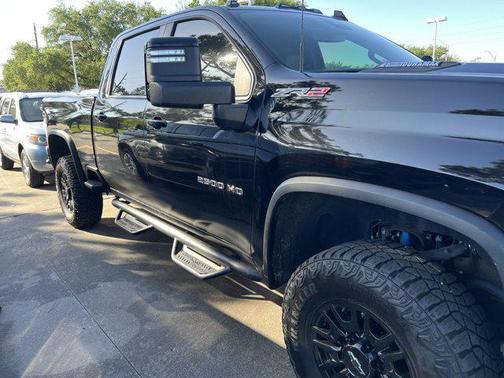 2024 Chevrolet Silverado 2500 4WD Crew Cab Standard Bed ZR2