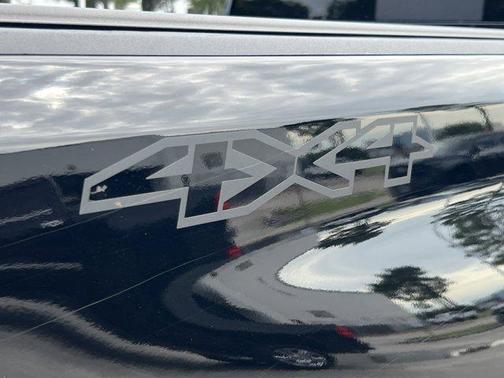 2024 Chevrolet Silverado 2500 4WD Crew Cab Standard Bed ZR2