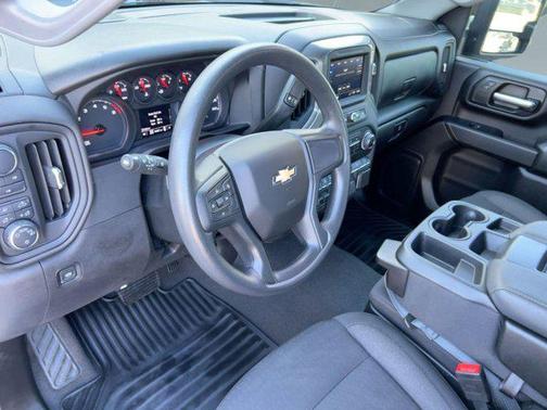 2025 Chevrolet Silverado 2500 Custom
