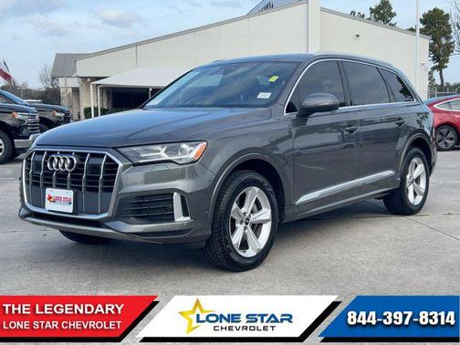 2023 Audi Q7 45 Premium Plus