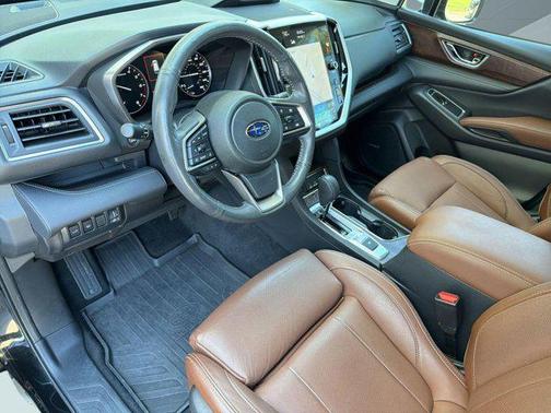 Crystal Black Silica 2023 Subaru Ascent Touring 7-Passenger