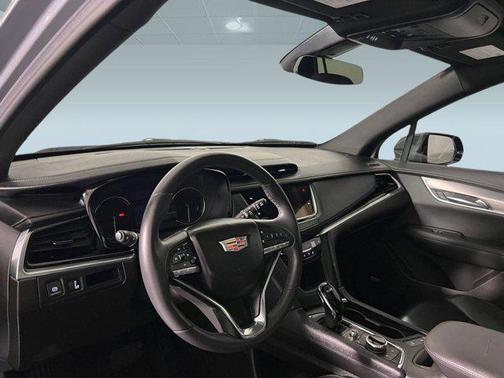 2023 Cadillac XT6 Luxury FWD