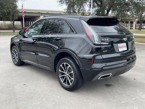 2024 Cadillac XT4 Sport