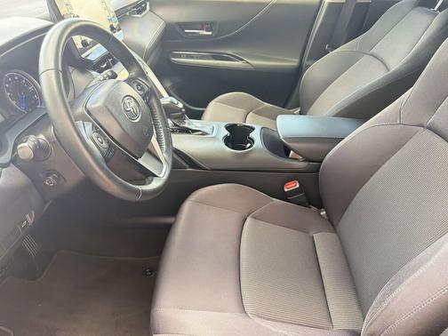 Ruby Flare Pearl 2022 Toyota Venza LE