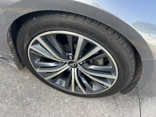 2020 INFINITI Q60 3.0T LUXE