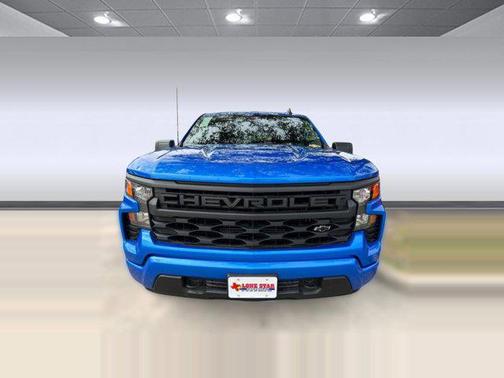 Riptide Blue Metallic 2026 Chevrolet Silverado 1500 Custom