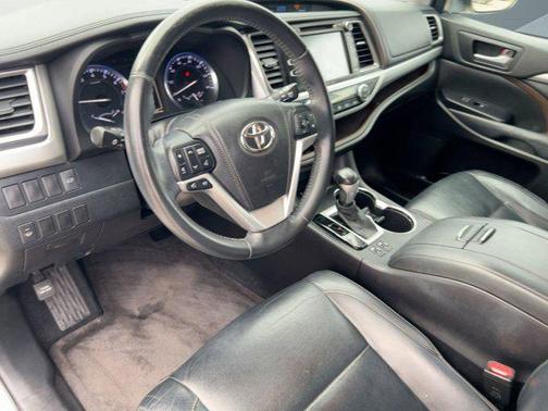 2014 Toyota Highlander XLE
