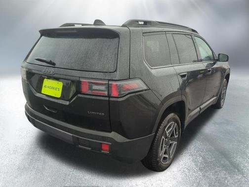 Diamond Black 2026 Jeep Cherokee LAREDO/LIMITED