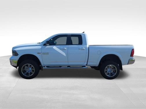 Bright White Clearcoat 2014 RAM 1500 SLT