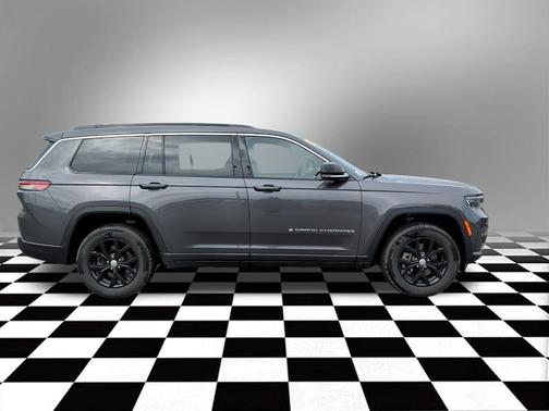 Metallic 2024 Jeep Grand Cherokee L Limited