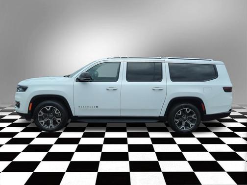 Bright White Clearcoat 2024 Jeep Wagoneer L Series III