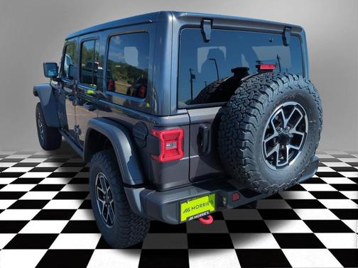 Crystal Metallic 2025 Jeep Wrangler Rubicon