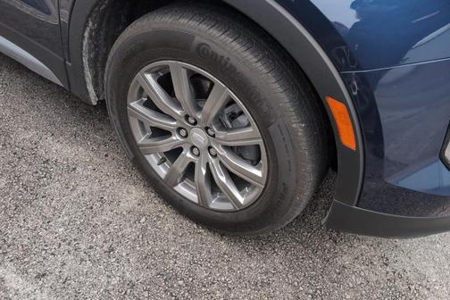 2020 Cadillac XT4 Premium Luxury