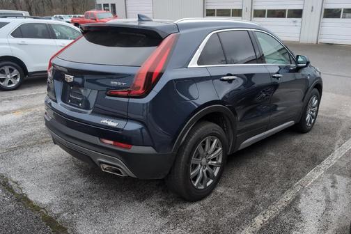 2020 Cadillac XT4 Premium Luxury