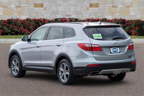 2016 Hyundai SANTA FE SE
