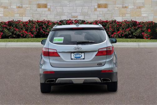 2016 Hyundai SANTA FE SE