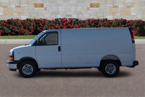 2025 GMC Savana 2500 Work Van