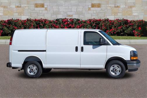 2025 GMC Savana 2500 Work Van