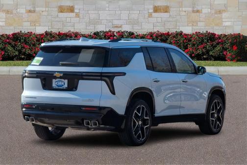 Polar White 2026 Chevrolet Traverse High Country