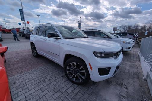 2022 Jeep Grand Cherokee Overland