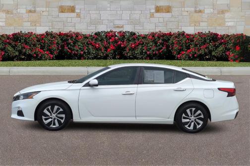 2022 Nissan Altima 2.5 S