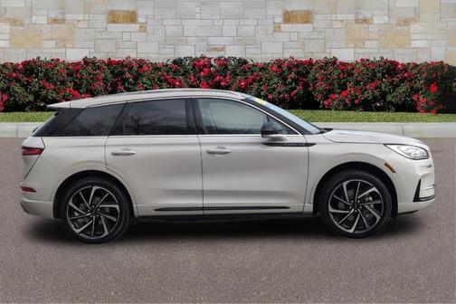 2024 Lincoln Corsair Grand Touring