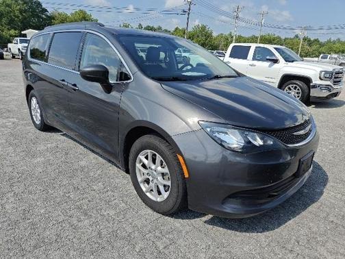 2020 Chrysler Voyager LXI