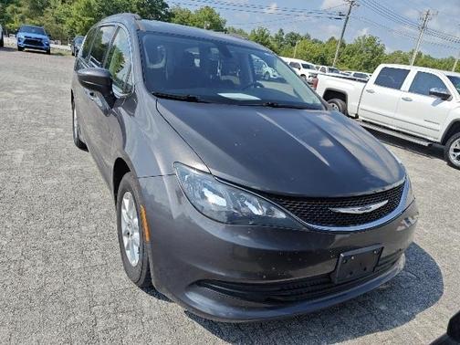 2020 Chrysler Voyager LXI