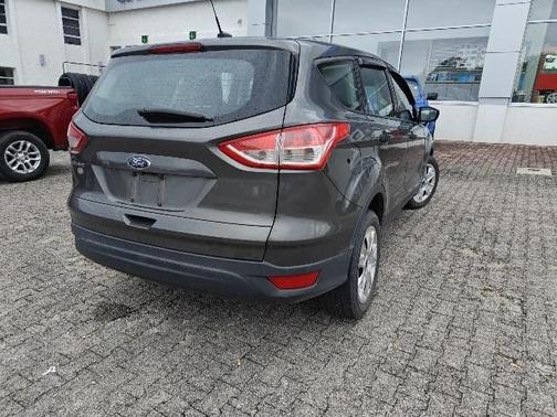 2016 Ford Escape S